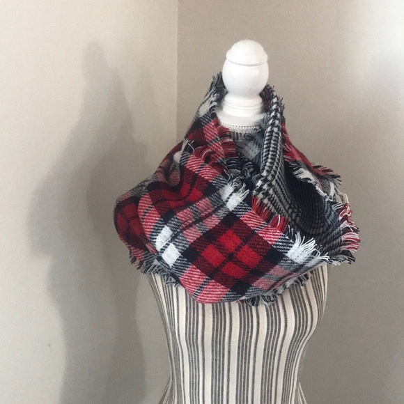 Accessories - Double Side Plaid Infinity Scarf